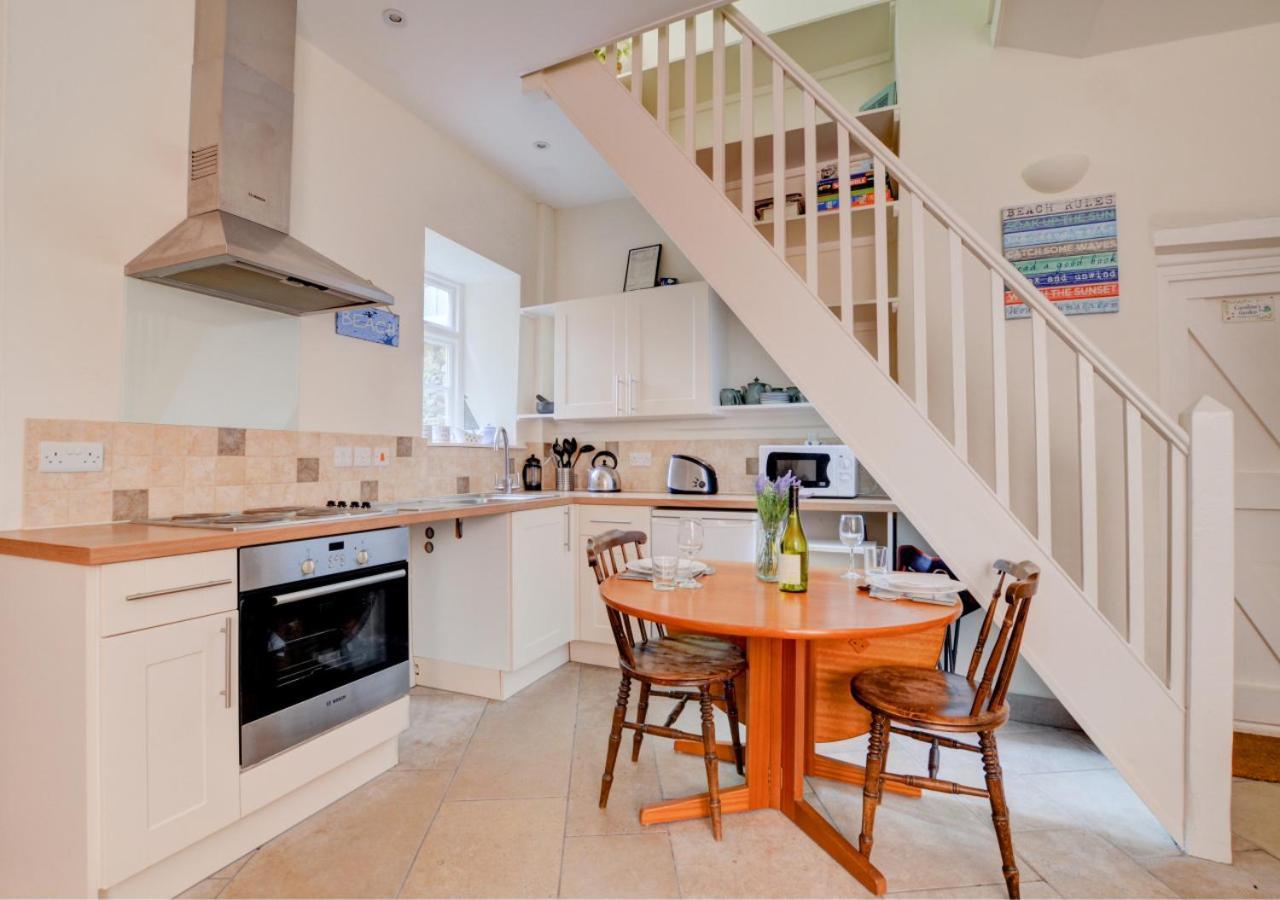 Carolines Cottage スワネージ エクステリア 写真