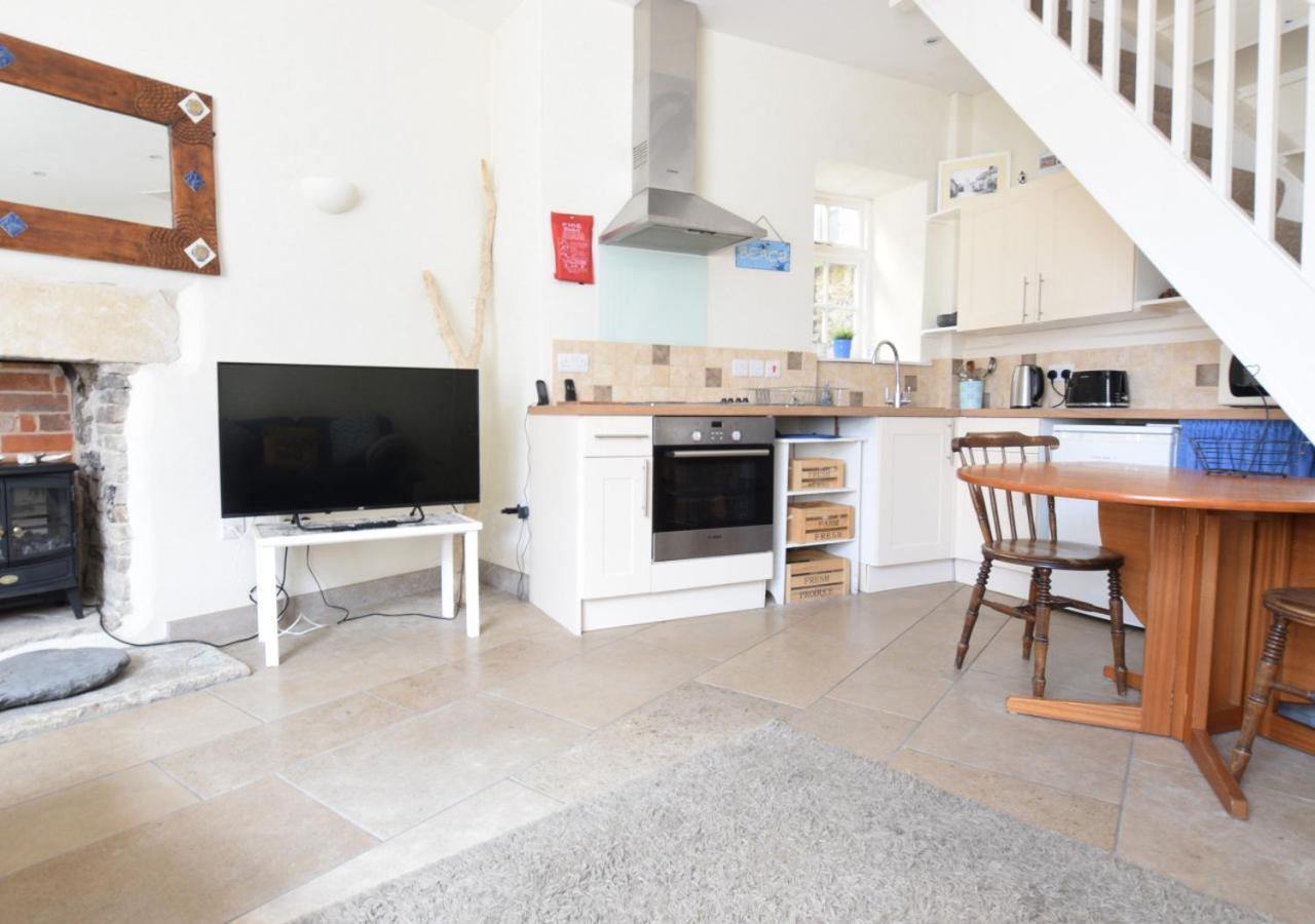 Carolines Cottage スワネージ エクステリア 写真